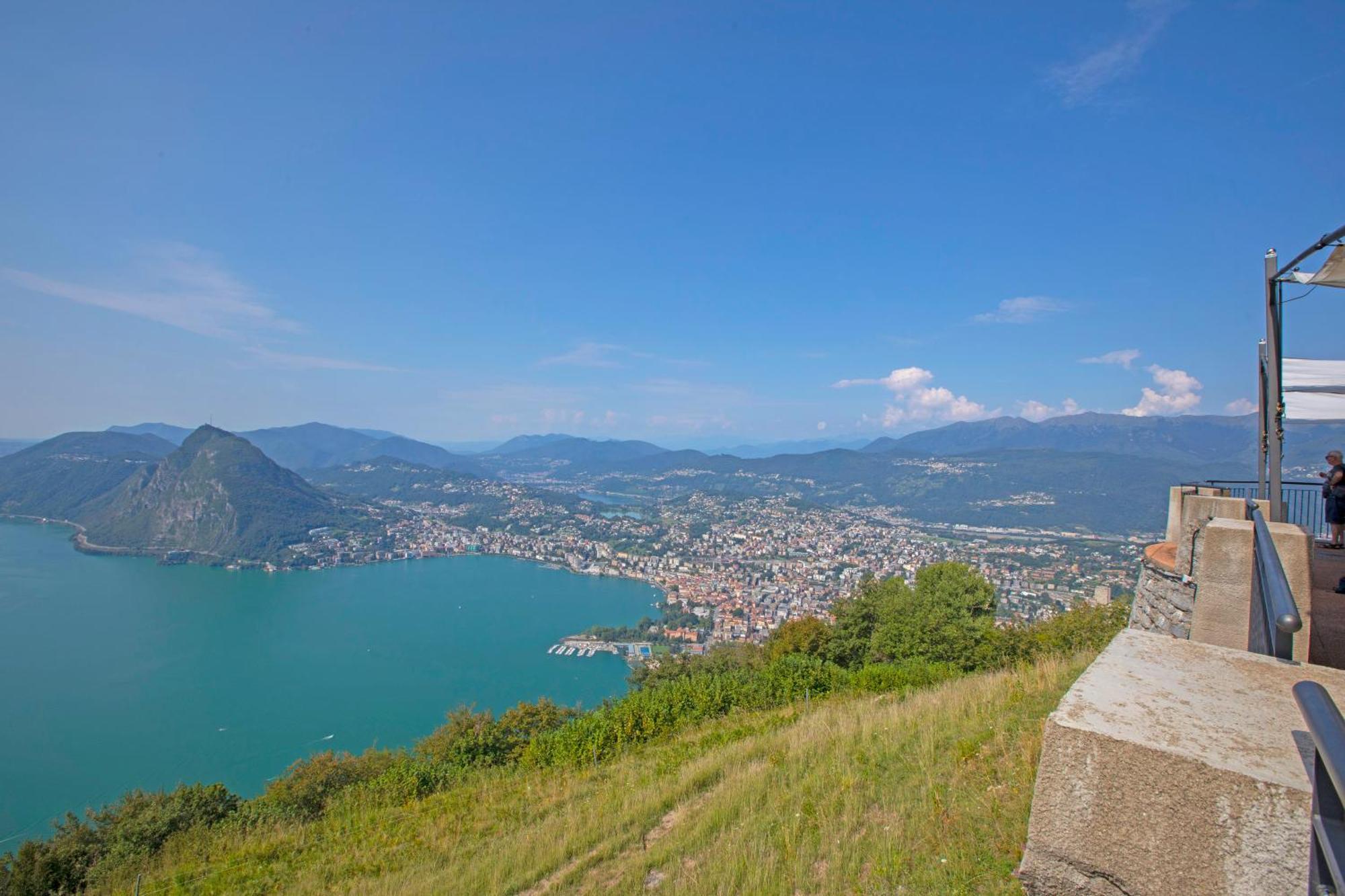 Apartment Ca' Gina Panoramica - Monte Bre - Happy *